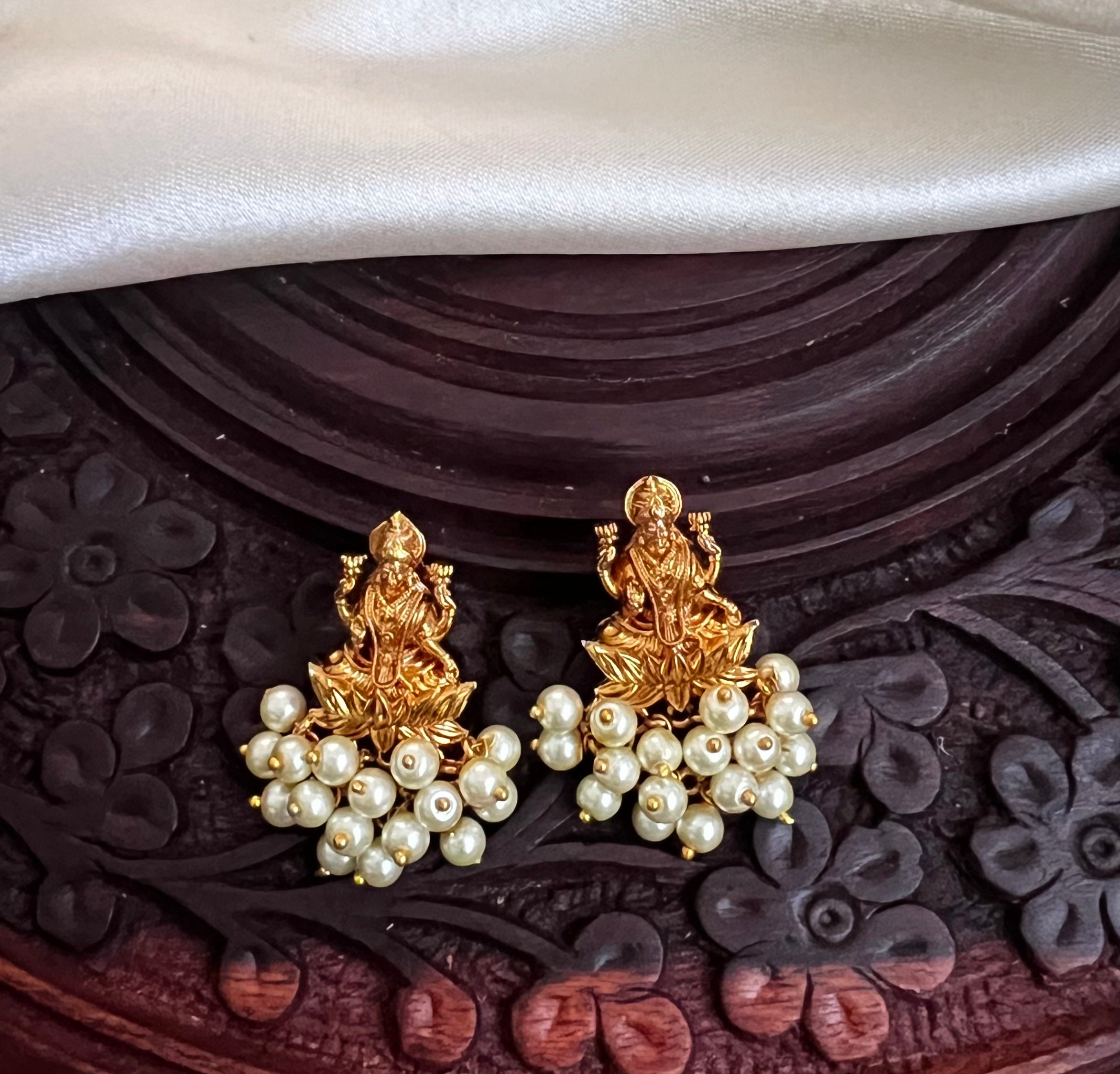 Pearl Lakshmi Earrings ER1071