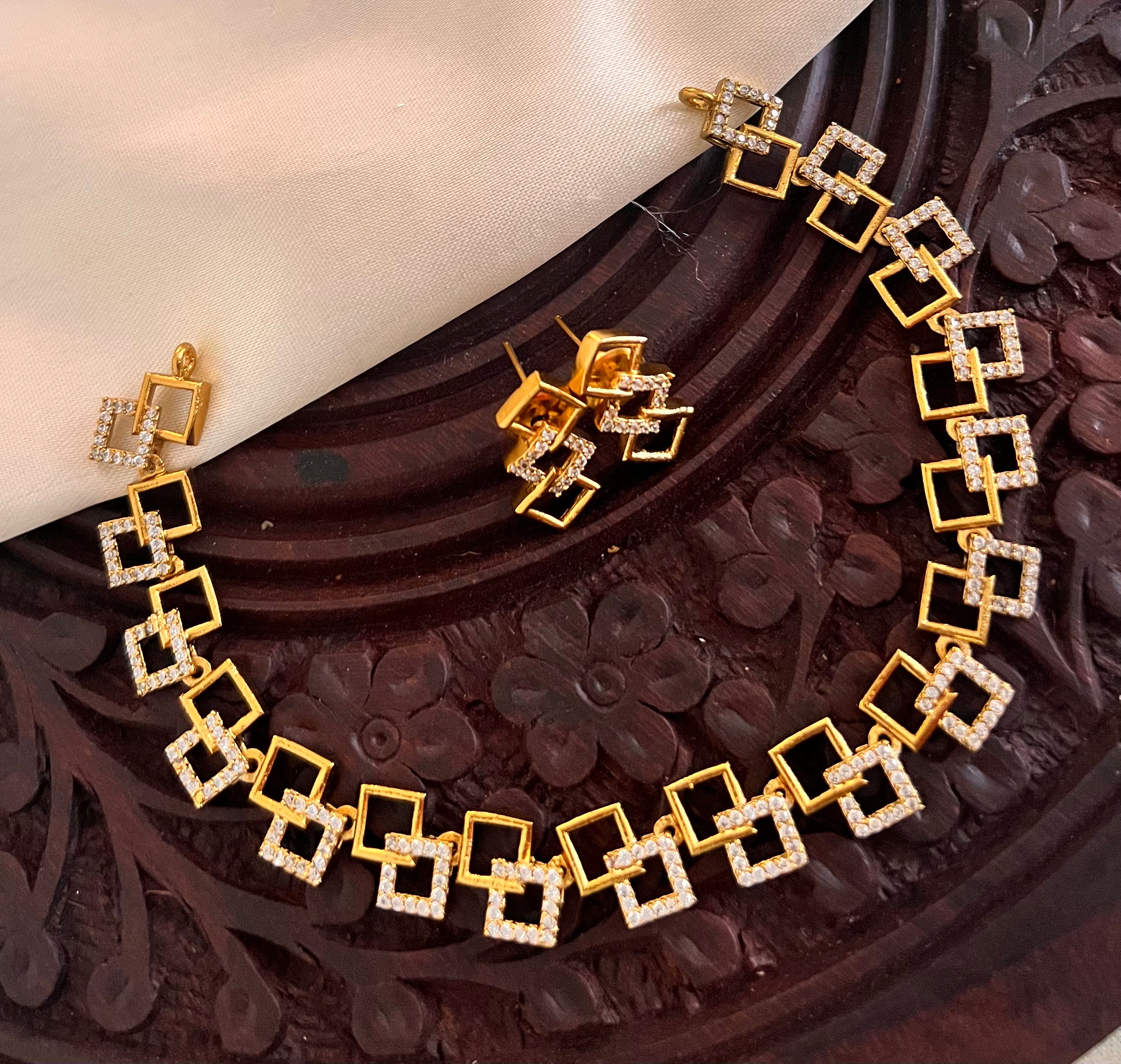 Small square white diamond necklace NK1023