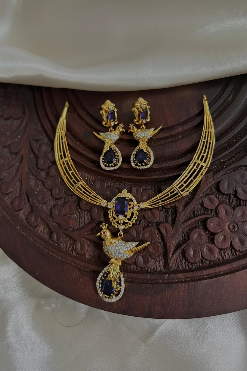 Blue Victorian Parrot necklace Nk2056