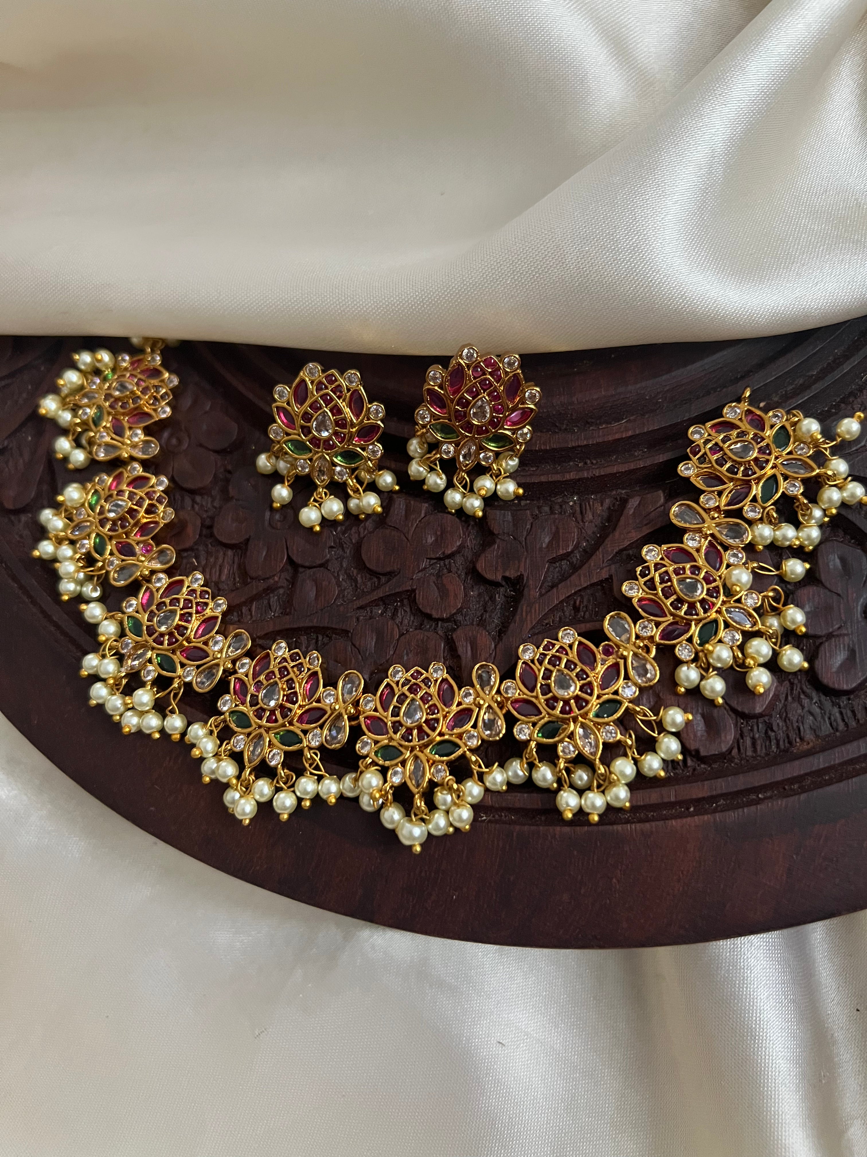 Kundan Floral pearl neckpiece Nk2050