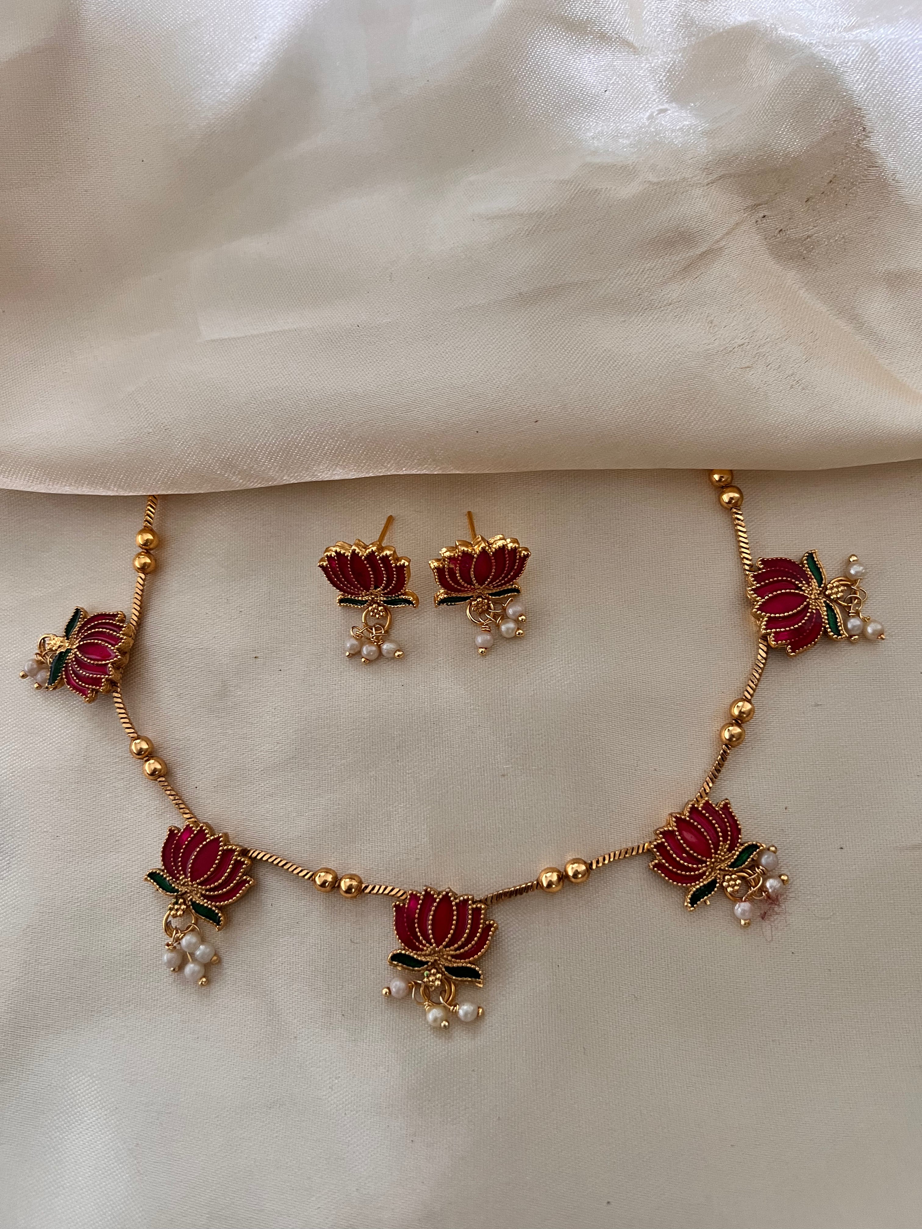 Pearl Lotus necklace NK1028