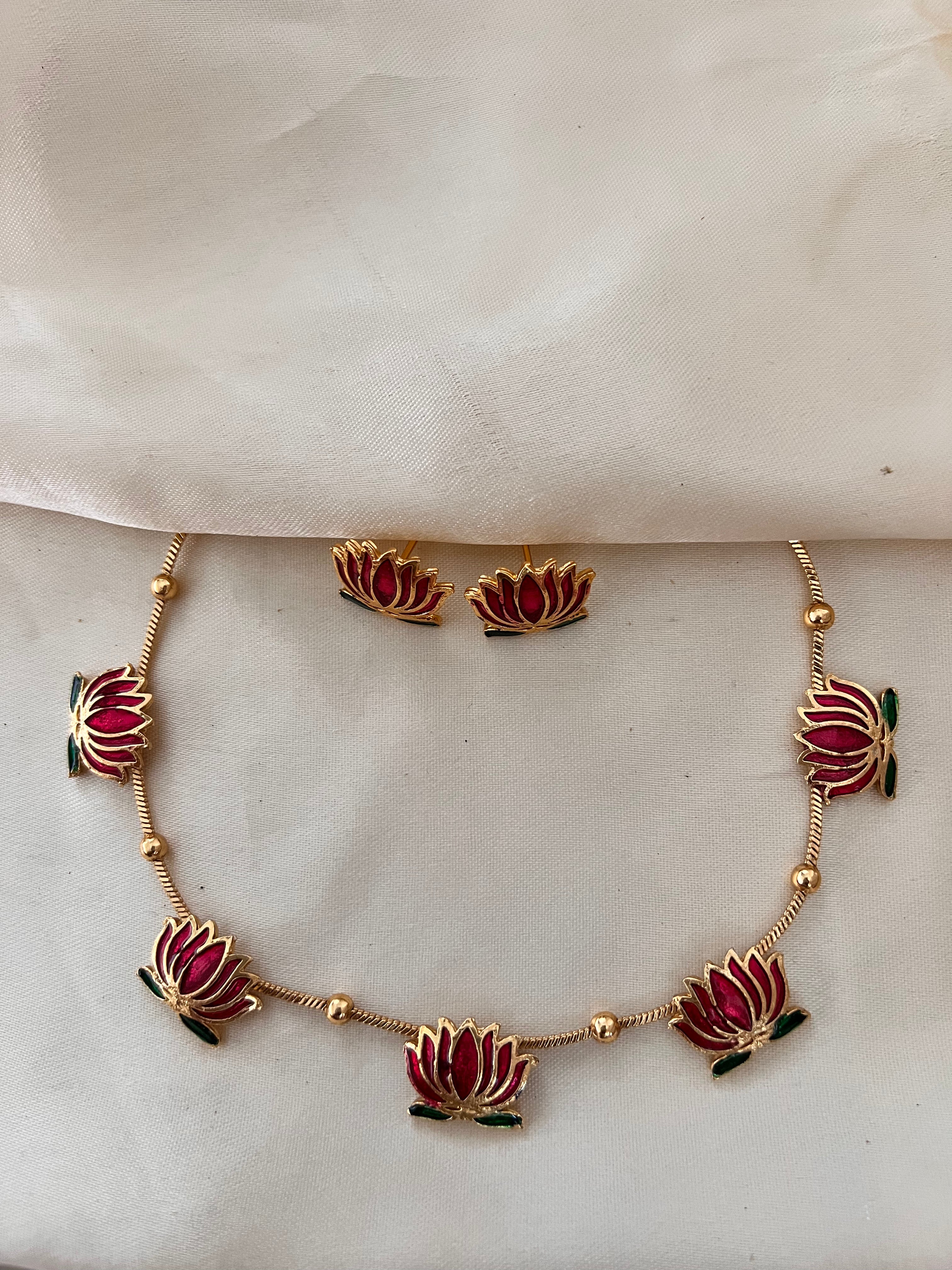 Lotus necklace pink NK1029
