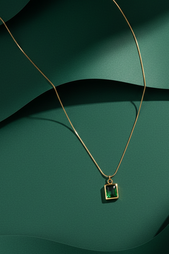 Green stony pendant ATN15
